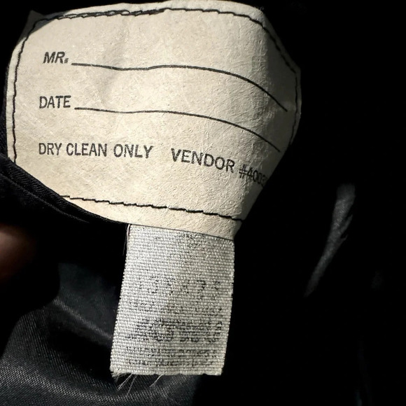 Stafford Executive men’s 43 dk gray jacket 2 button closure wool & silk lined. - Picture 8 of 10